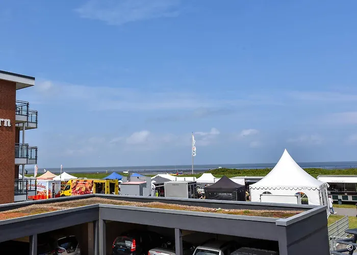 Hanseatic 104 * Куксхафен